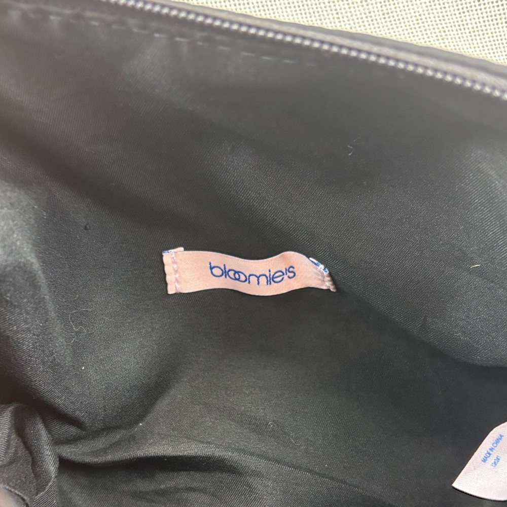 Bloomie's B Cosmetics Bag - Picture 7 of 7